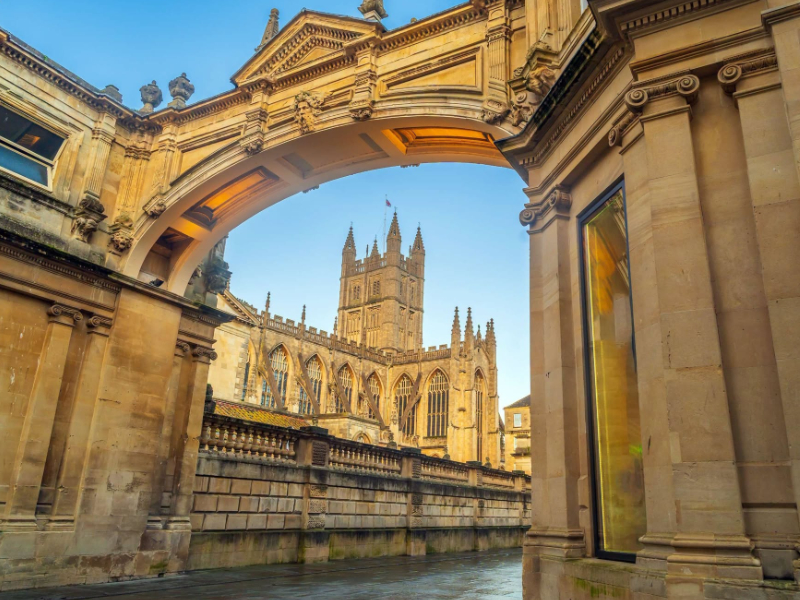 Discover Bath Abbey This Summer