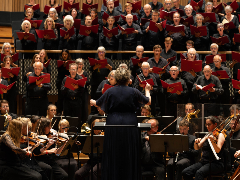 Experience Powerful Choral Music in Bristol