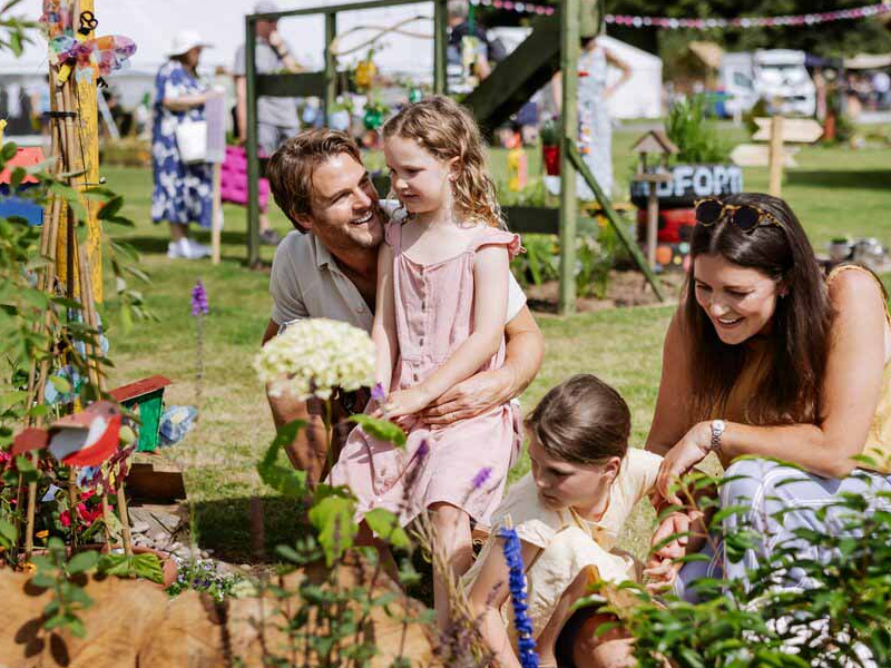 Flowers, Food & Family Fun in the Gloucestershire