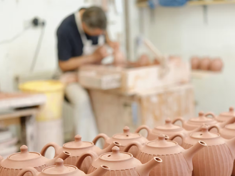 Discover Artisan Pottery in Bourton-on-the-Water