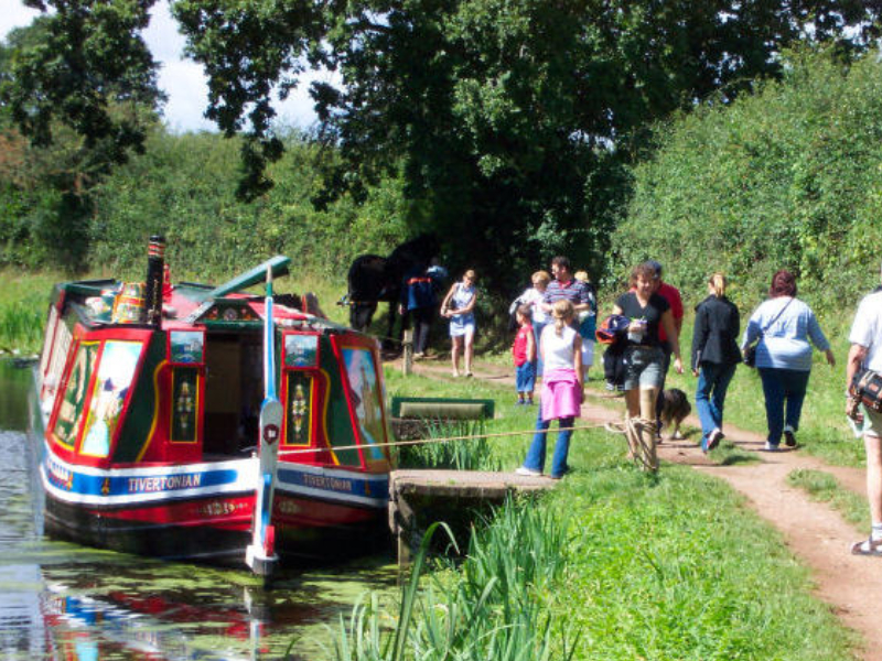 Horse Drawn Boat Trips along the Canal
